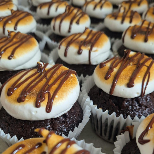 Seasonal S'mores Selection Box